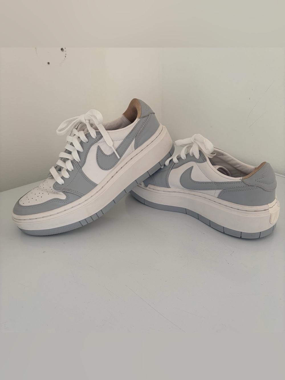 Women's NIKE Air Jordan 1 Elevate Low Wolf Grey Sz 7.5 (EU 38.5) EUC! Platform